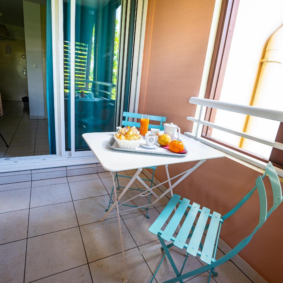 Le Kerveguen Otel Saint-Gilles-les Bains Dış mekan fotoğraf