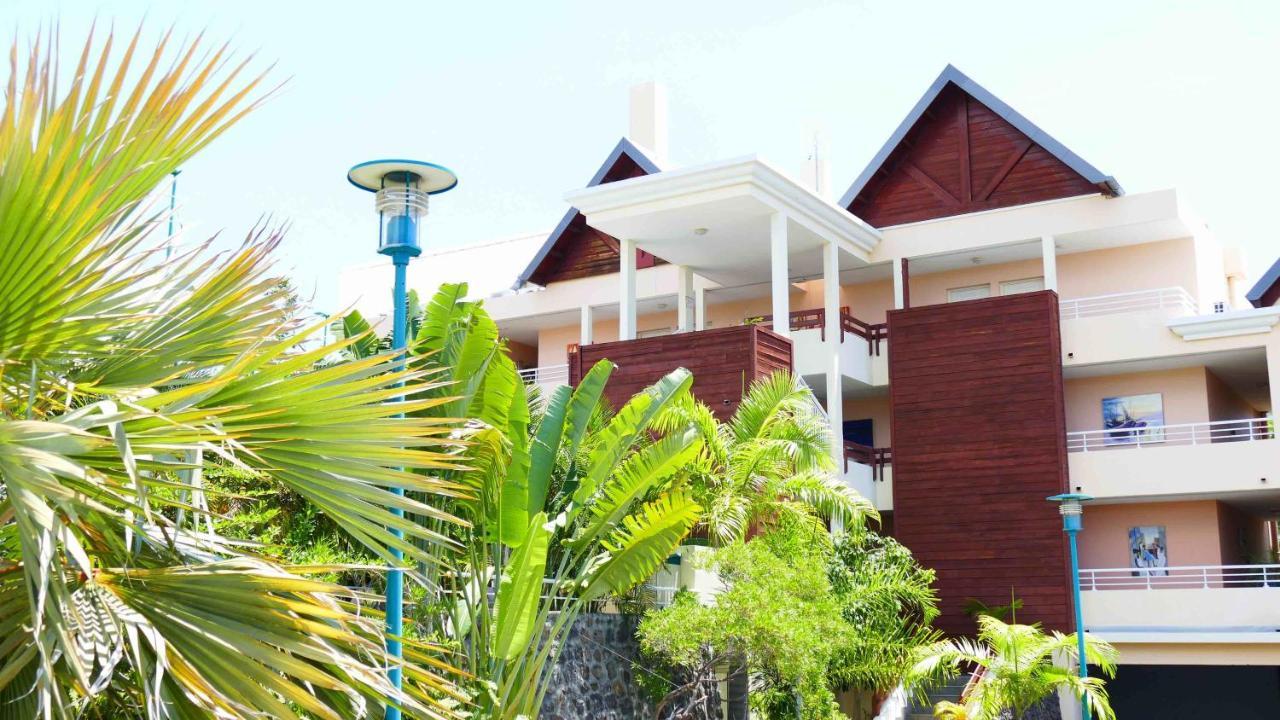 Le Kerveguen Otel Saint-Gilles-les Bains Dış mekan fotoğraf